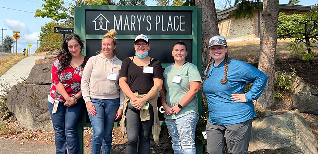 Members of IREM Western Washington volunteering at Mary’s Place, a nonprofit that helps women and families move out of homelessness and into more stable situations. Photo courtesy of Sheena Boone, CPM®.